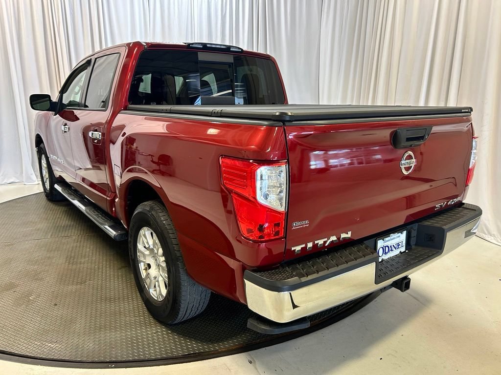 Used 2018 Nissan Titan SV AWD/4WD image 24