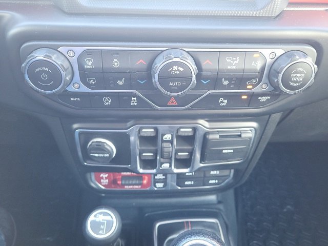 Used 2020 Jeep Gladiator Rubicon w/ Uconnect 4C Nav & Sound Group AWD/4WD image 11