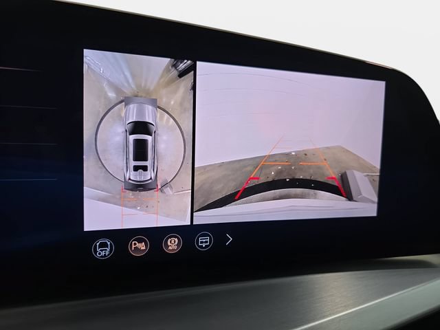 New 2027 Cadillac Vistiq Luxury w/ LPO, Floor Liner Package AWD/4WD image 19