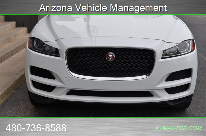 Used 2018 Jaguar F-PACE Premium AWD/4WD image 8