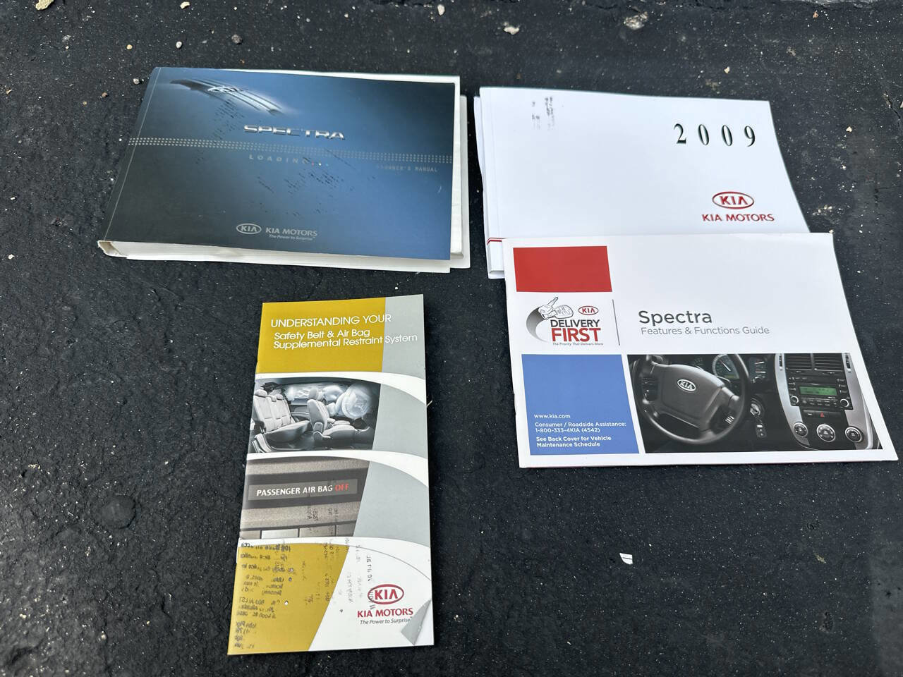 Used 2009 Kia Spectra EX image 21