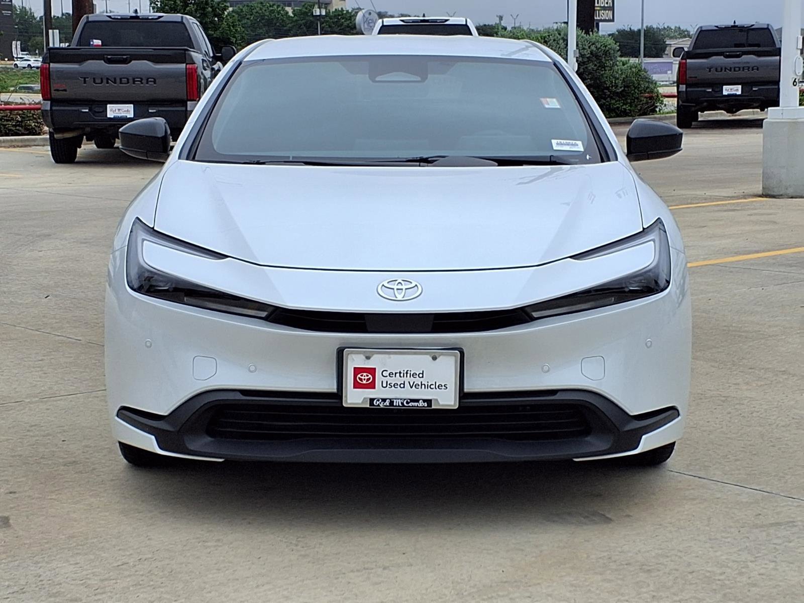 Used 2026 Toyota Prius LE FWD image 2