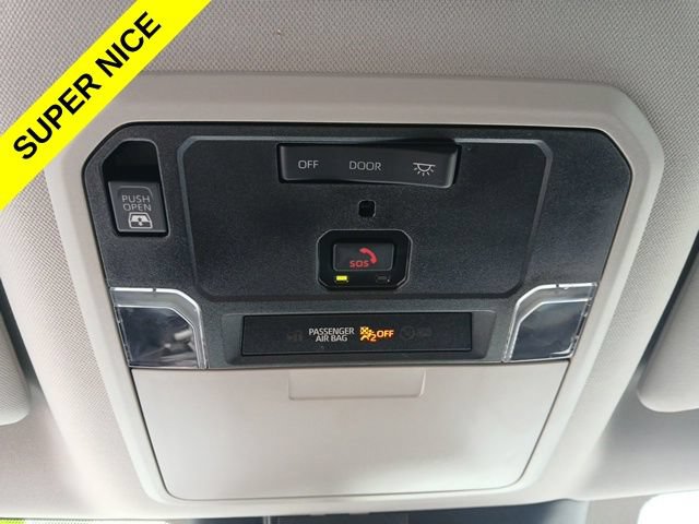 Used 2023 Toyota Tundra Limited AWD/4WD image 16