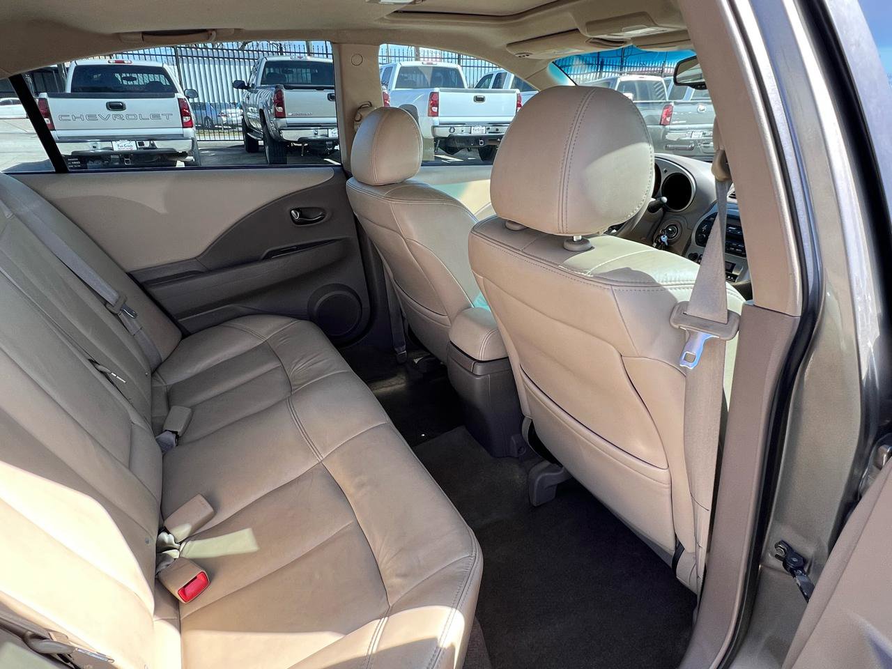 Used 2003 Nissan Altima 3.5 SE FWD image 32