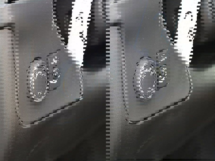 New 2025 Chevrolet Express 2500 w/ Communications Package image 44