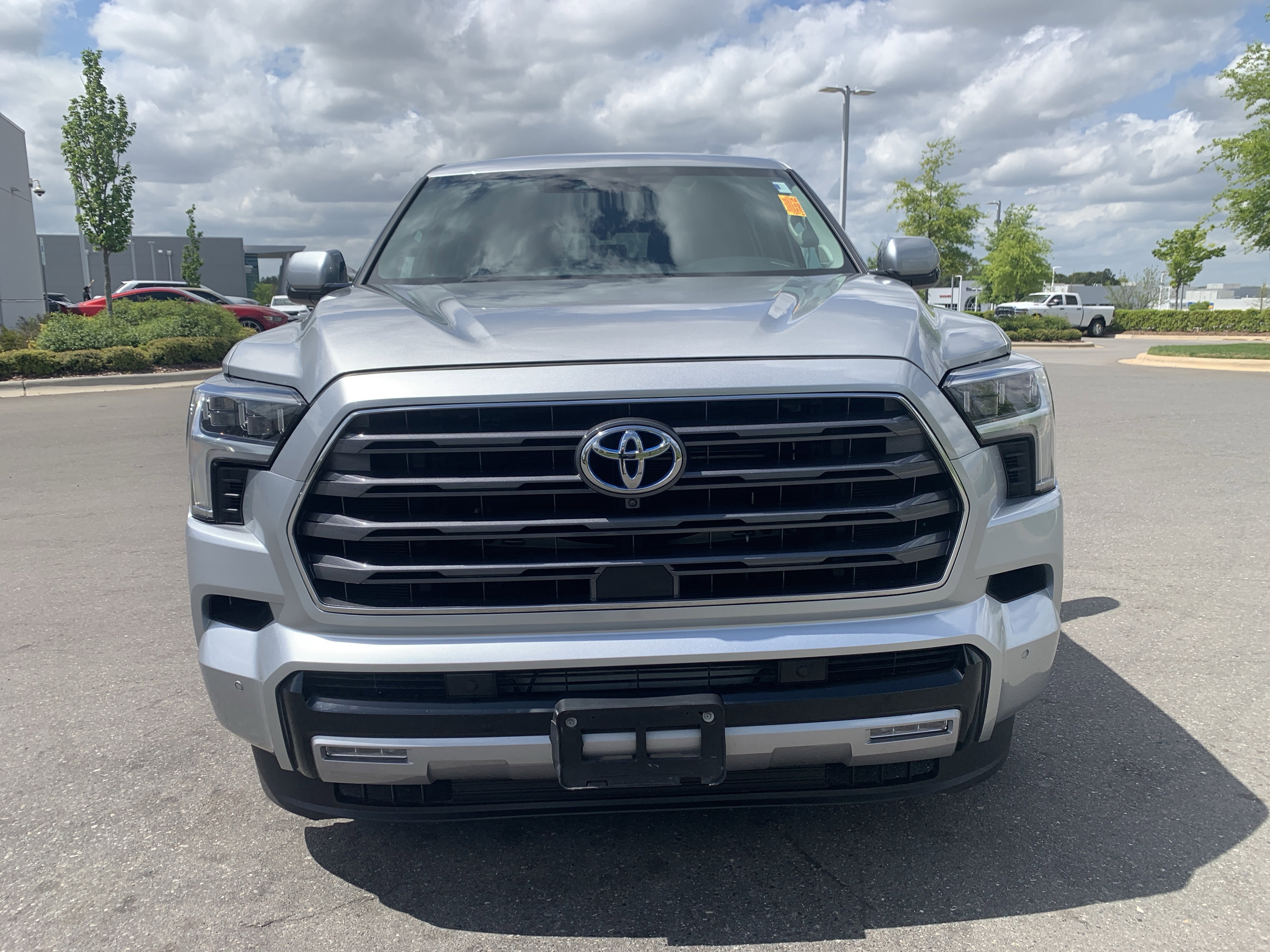 Used 2023 Toyota Sequoia Limited w/ Tow Technology Package AWD/4WD image 3