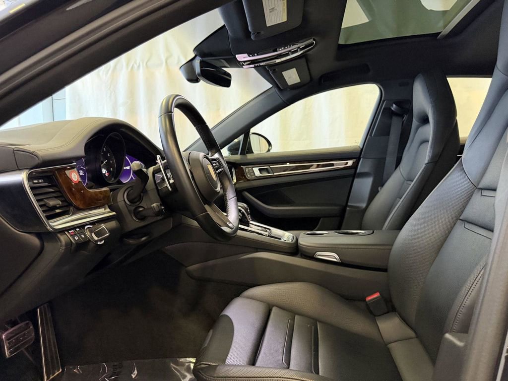 Certified 2023 Porsche Panamera 4S AWD/4WD image 5