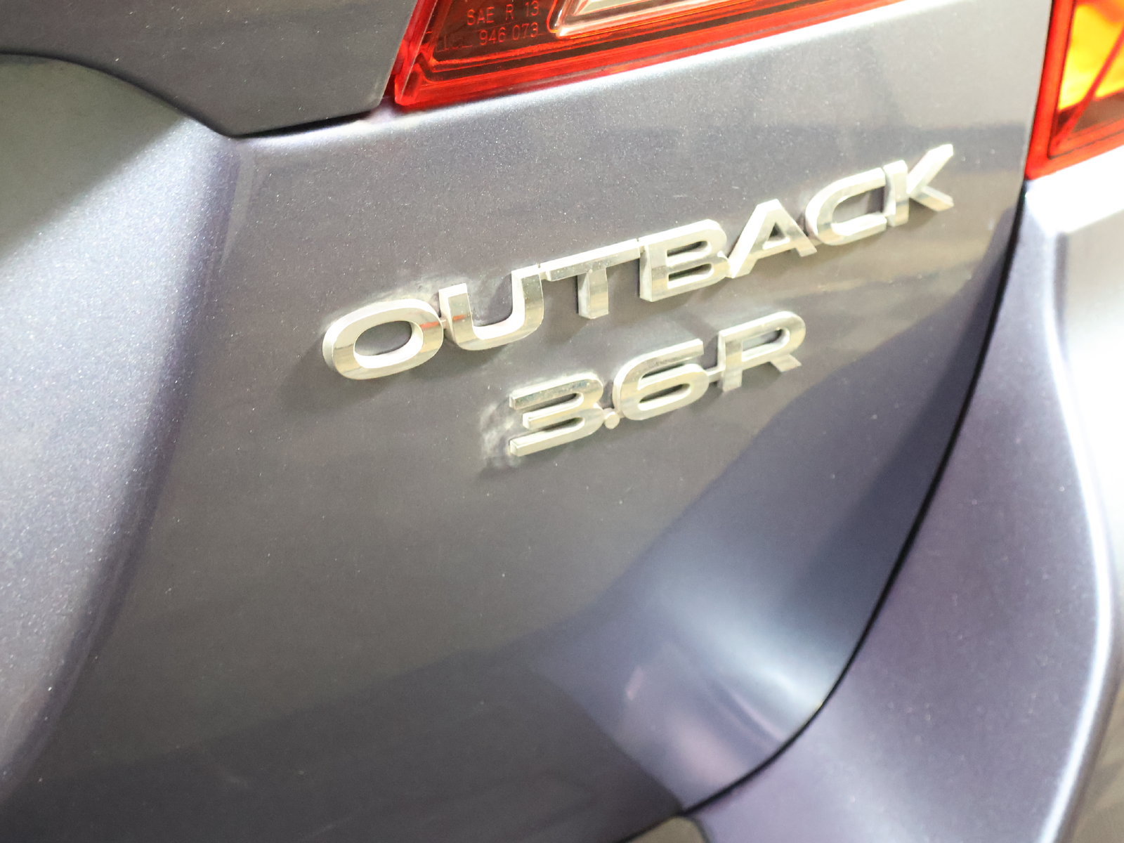 Used 2018 Subaru Outback 3.6R Limited AWD/4WD image 10