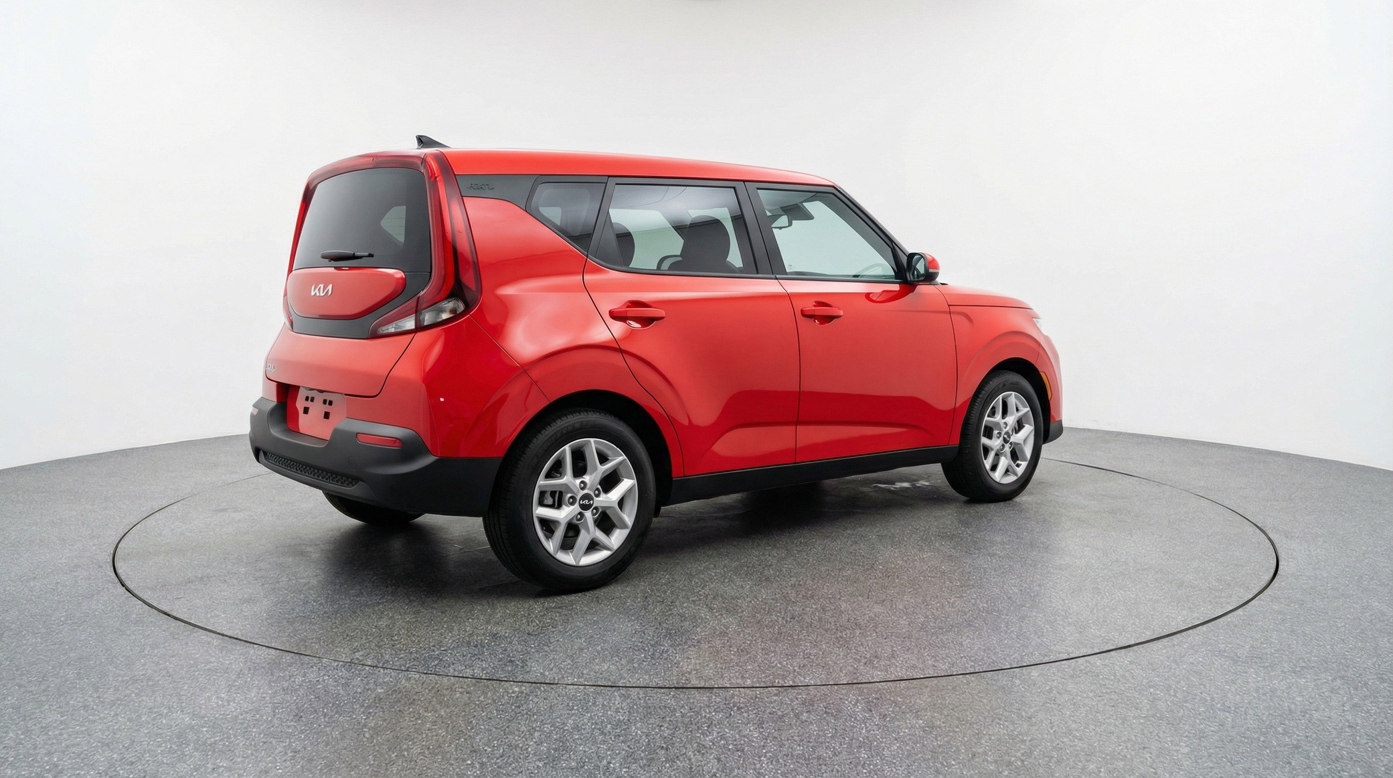 Used 2025 Kia Soul LX w/ LX Technology Package image 9