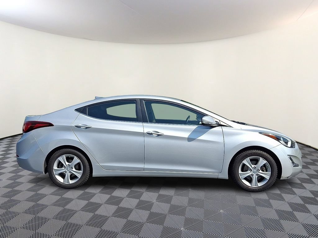 Used 2016 Hyundai Elantra Value Edition FWD image 10
