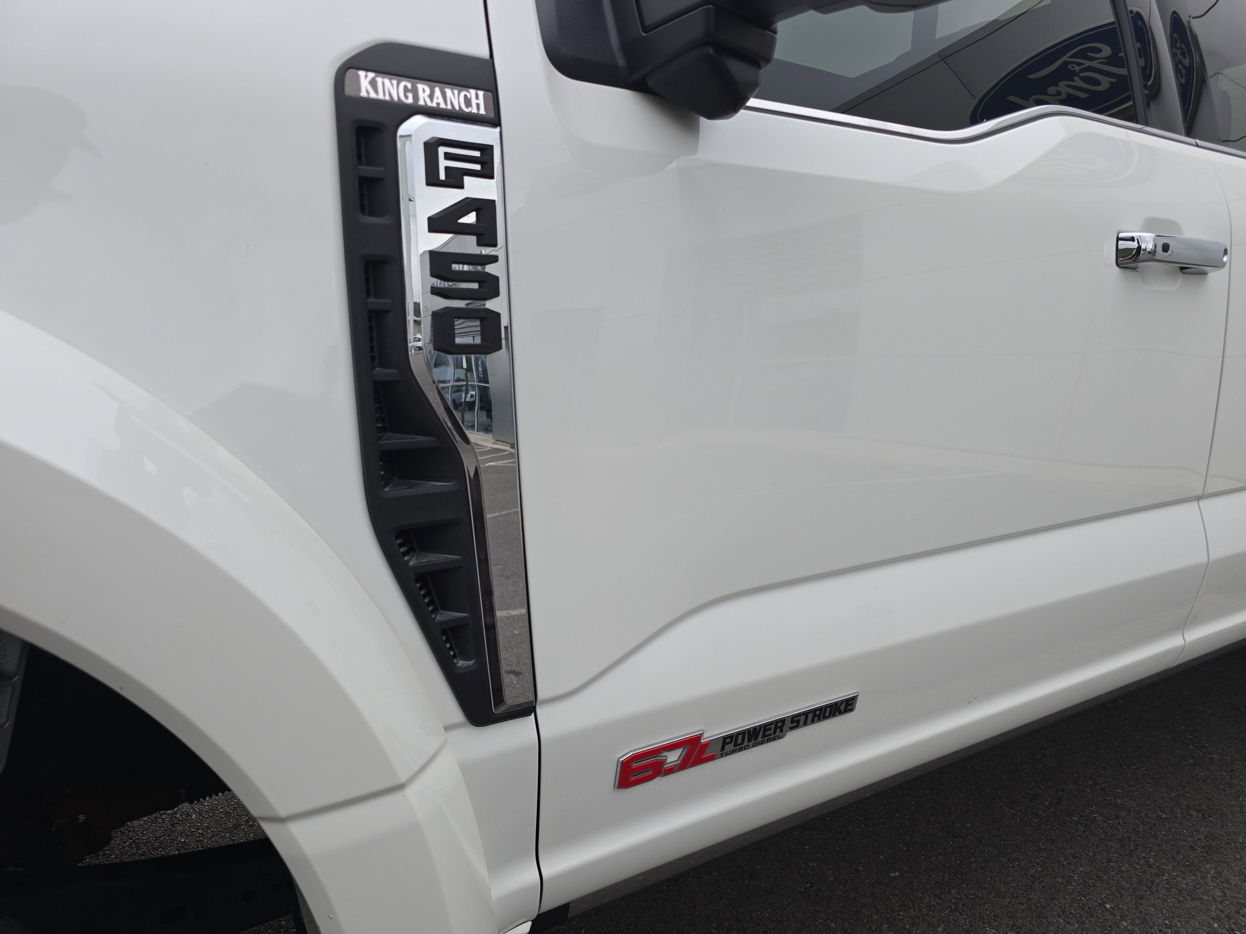 Used 2025 Ford F450 King Ranch w/ Chrome Package image 12
