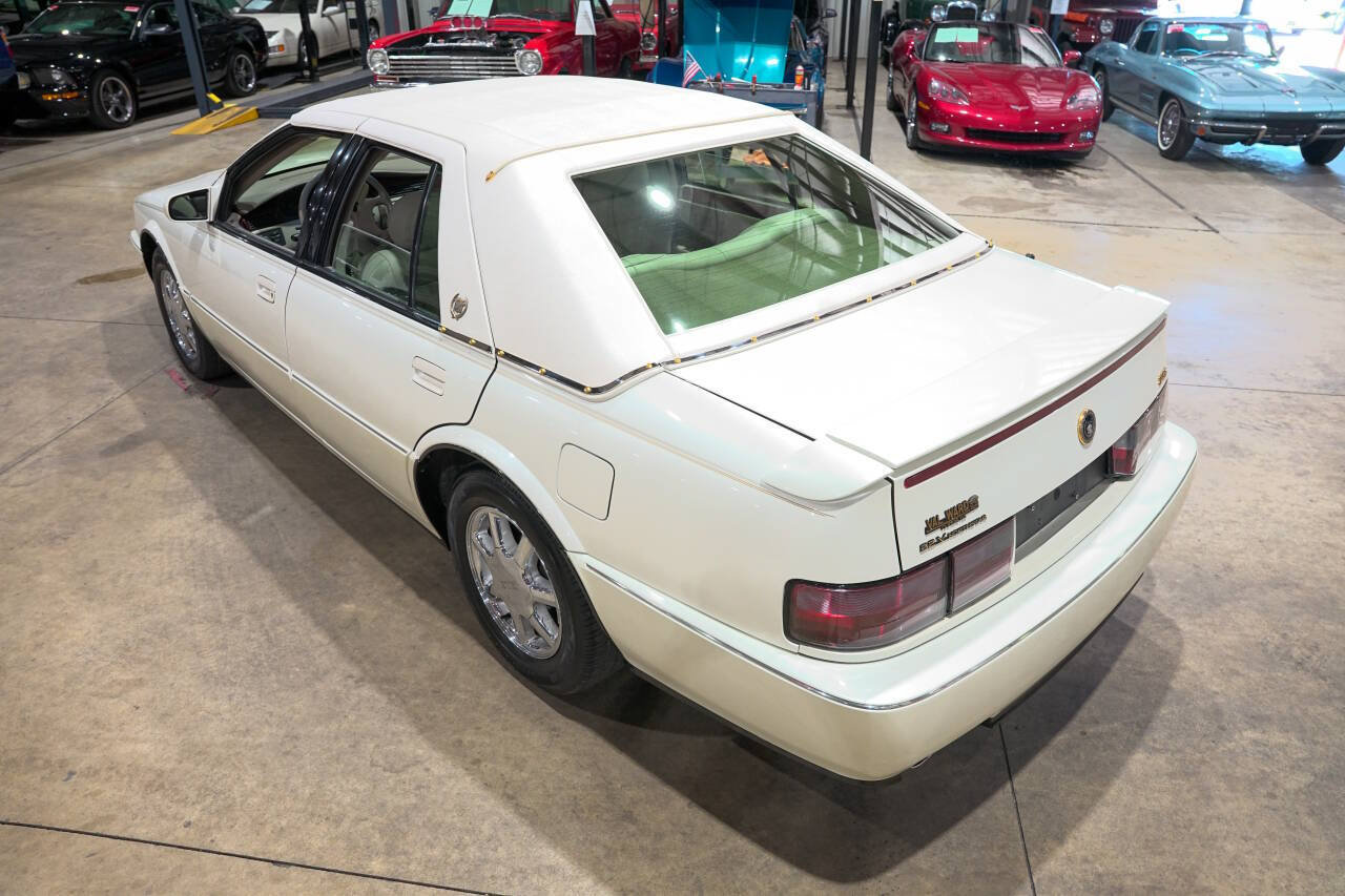 Used 1996 Cadillac Seville STS FWD image 16