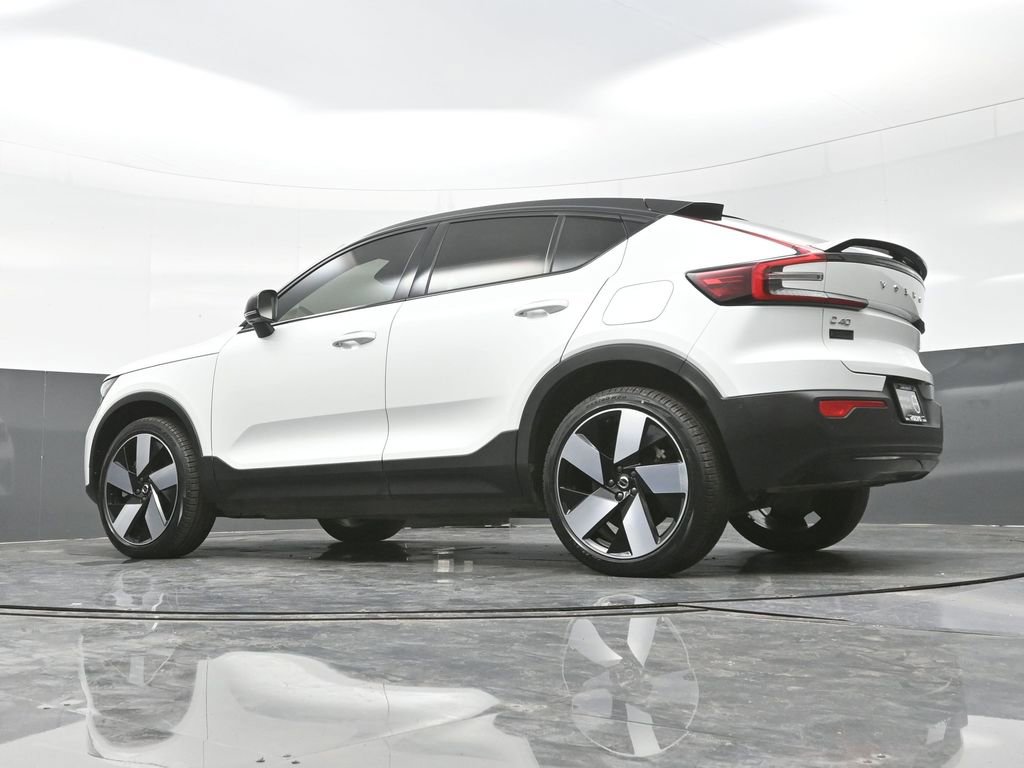 Used 2022 Volvo C40 P8 Recharge Ultimate image 29