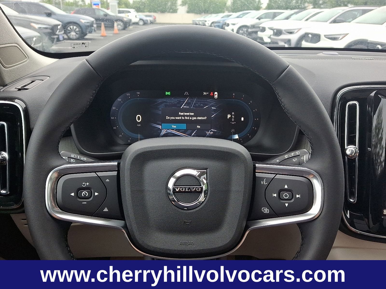 Certified 2025 Volvo XC40 B5 Ultra w/ Protection Package Premier image 16