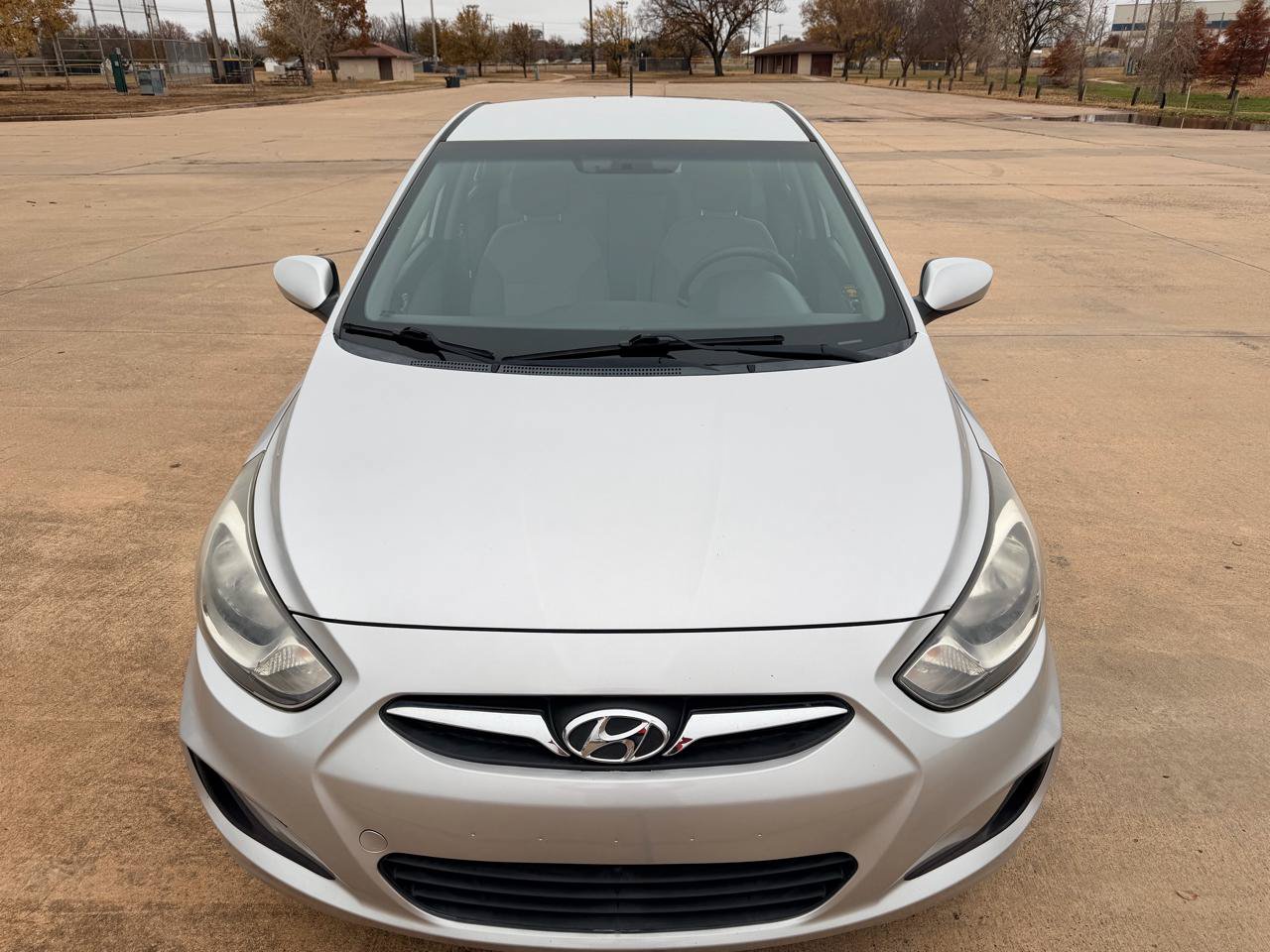 Used 2013 Hyundai Accent GLS FWD image 24