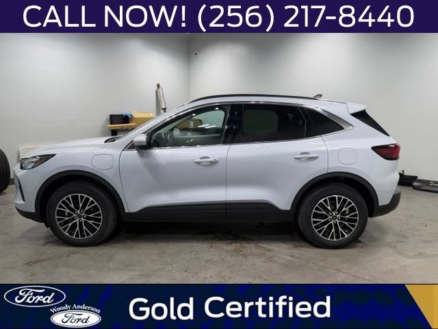 Used 2025 Ford Escape SE FWD image 3