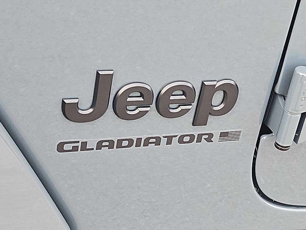 New 2025 Jeep Gladiator Willys image 22