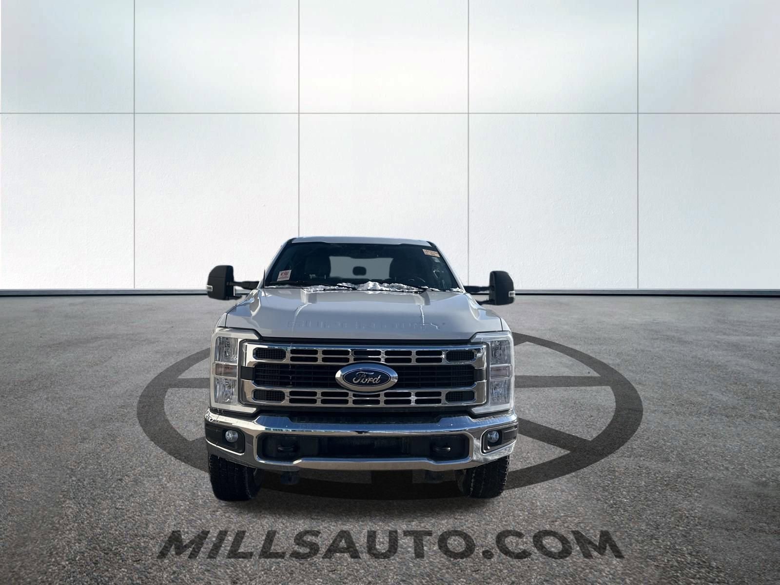 Certified 2024 Ford F350 XLT w/ FX4 Off-Road Package image 2