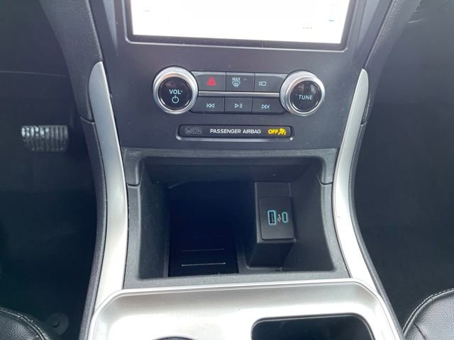 Used 2024 Ford Edge SEL w/ Convenience Package image 16