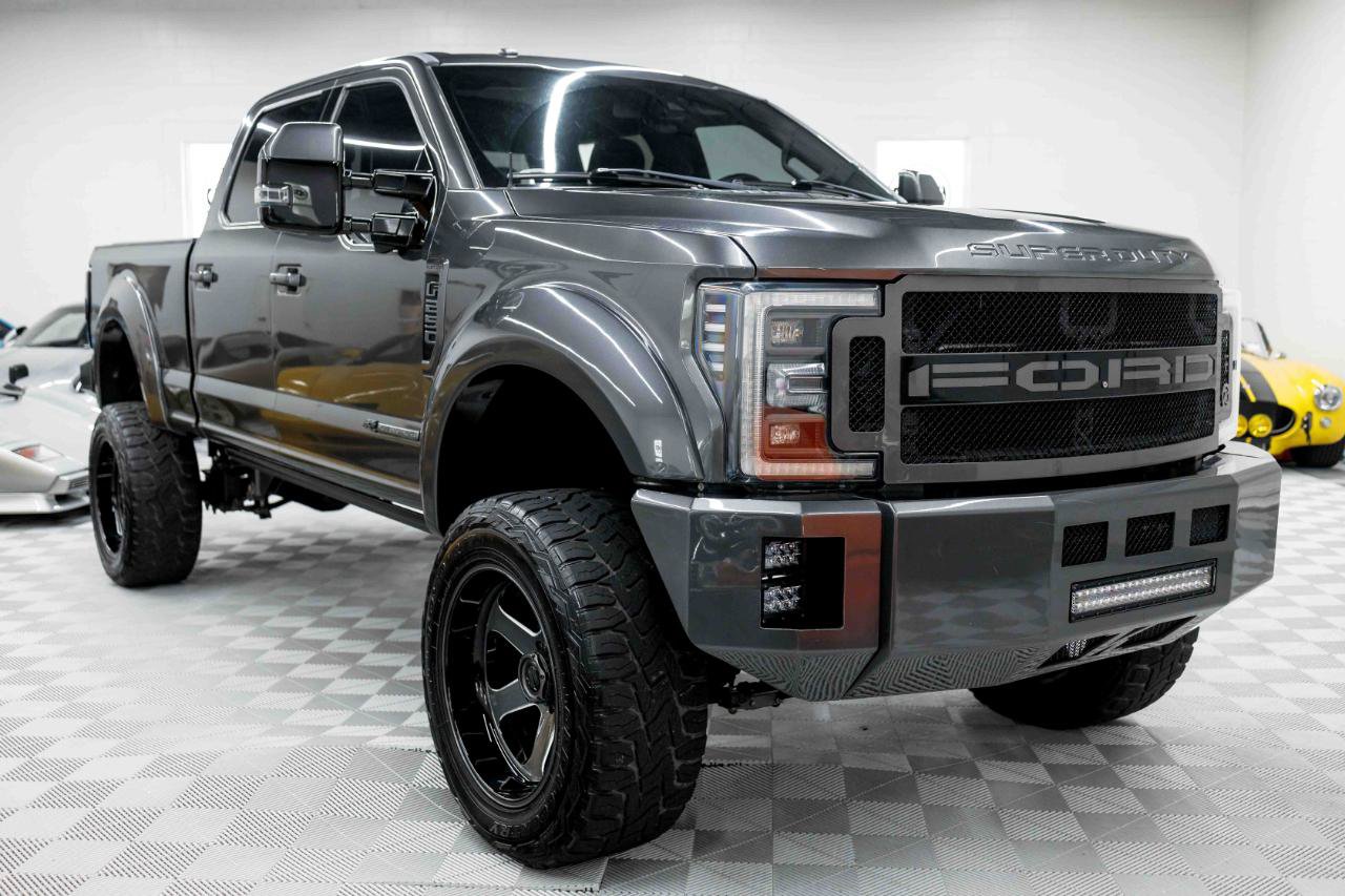 Used 2017 Ford F250 Platinum w/ Platinum Ultimate Package AWD/4WD image 5
