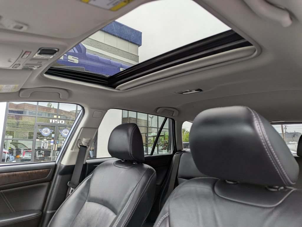 Used 2019 Subaru Outback 3.6R Limited AWD/4WD image 28