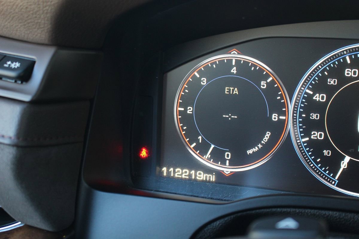 Used 2015 Cadillac Escalade ESV Premium image 38