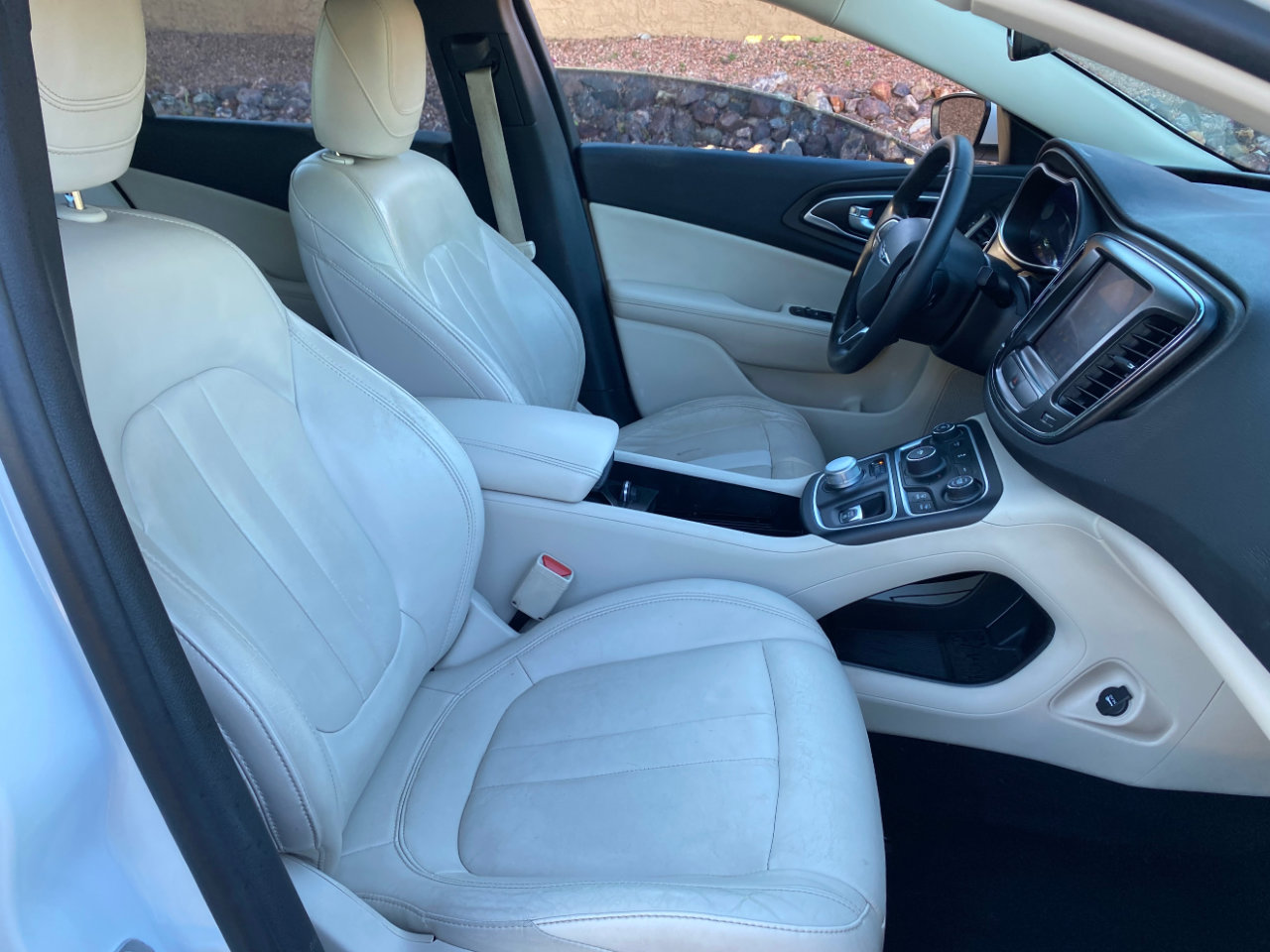 Used 2017 Chrysler 200 Limited Platinum image 50