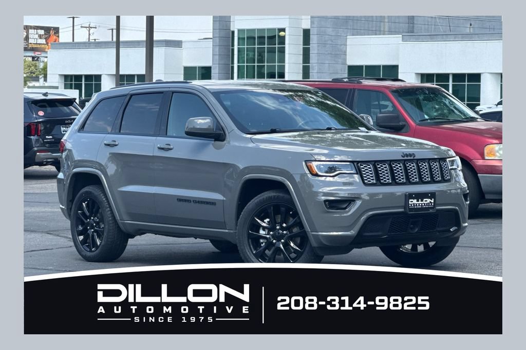 Used 2021 Jeep Grand Cherokee Laredo X AWD/4WD image 1
