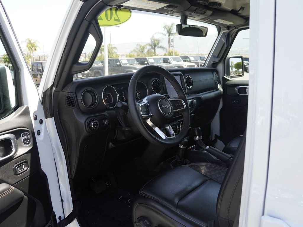 Certified 2023 Jeep Gladiator Overland AWD/4WD image 27