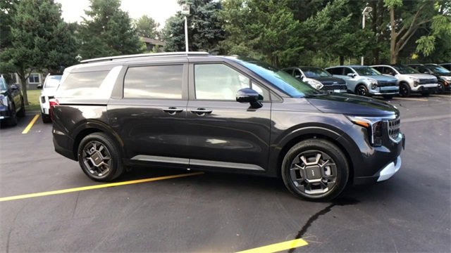 New 2026 Kia Carnival EX image 4