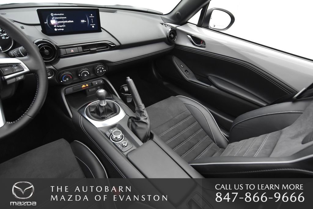 Certified 2025 MAZDA MX-5 Miata Club w/ Brembo/BBS Recaro Package image 30