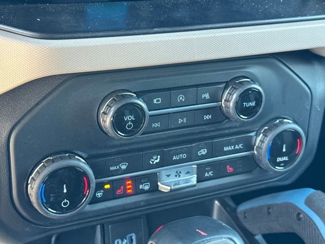 Used 2022 Ford Bronco Wildtrak image 23