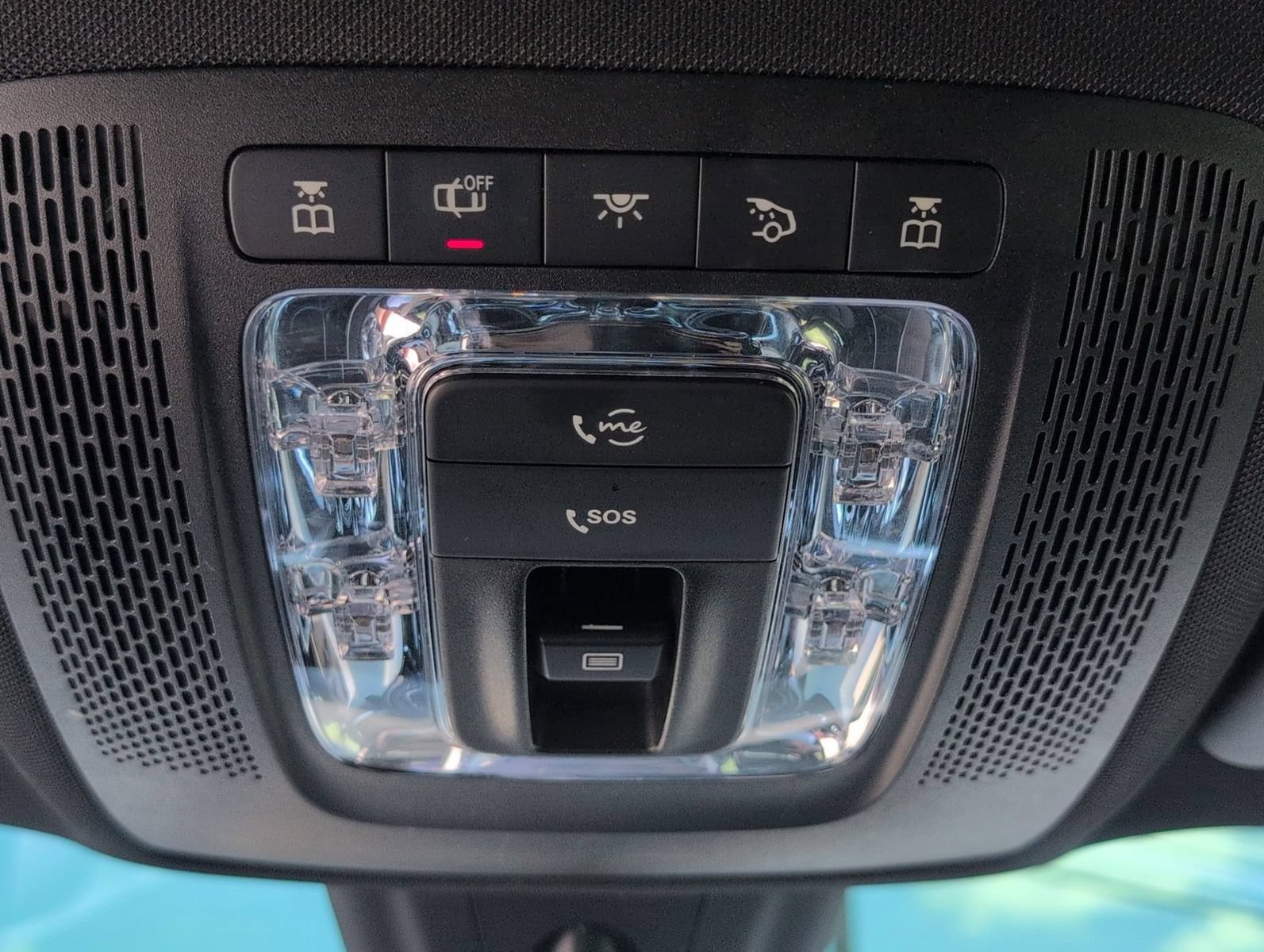 Used 2021 Mercedes-Benz GLB 250 image 17