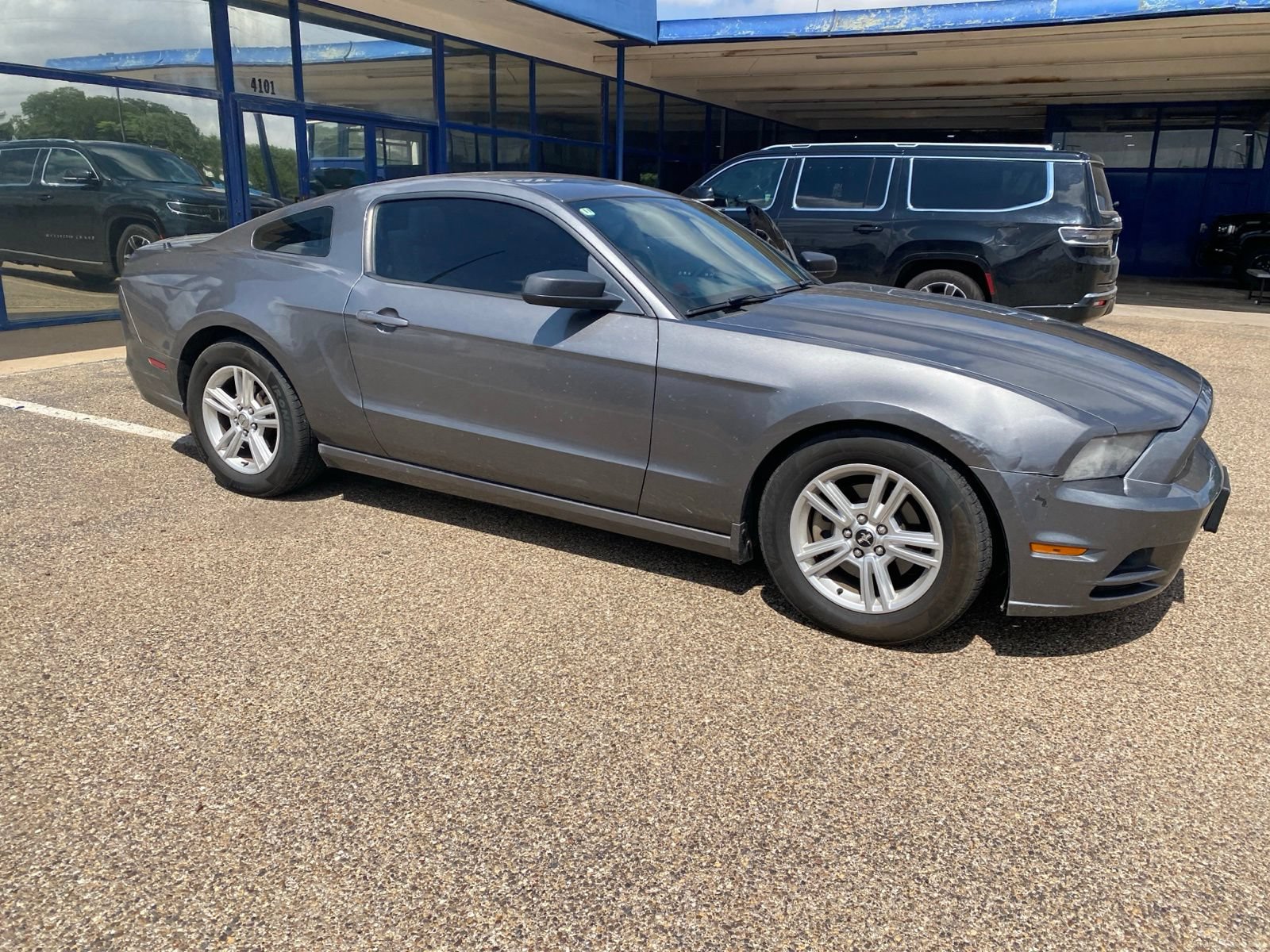 Used 2014 Ford Mustang Coupe w/ Equipment Group 102A RWD image 2