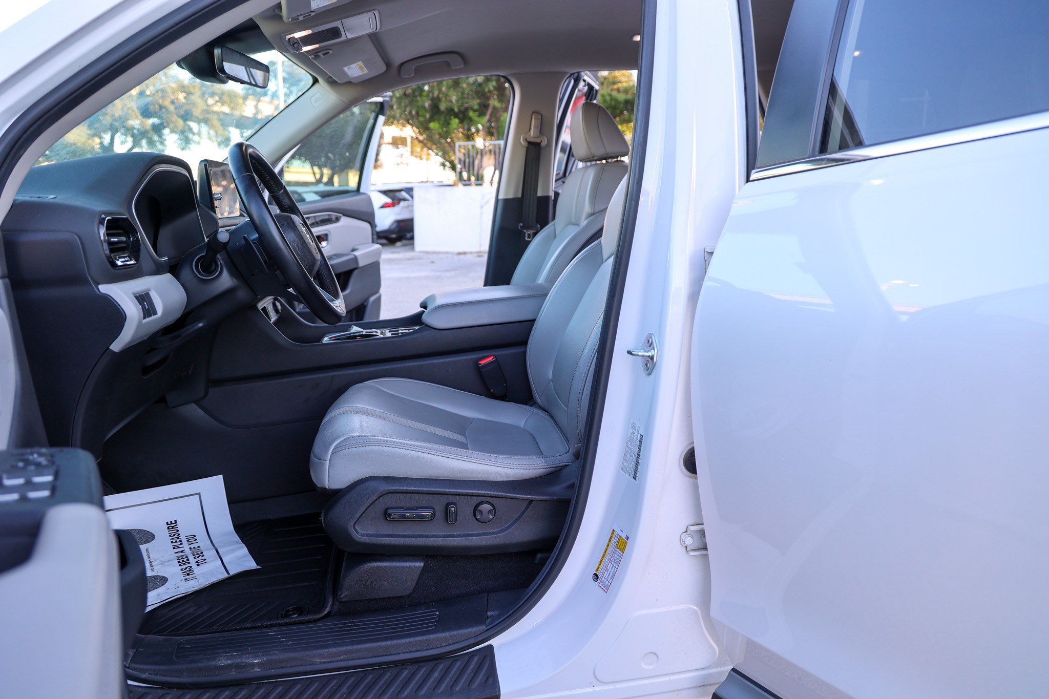 Used 2024 Honda Pilot EX-L image 27