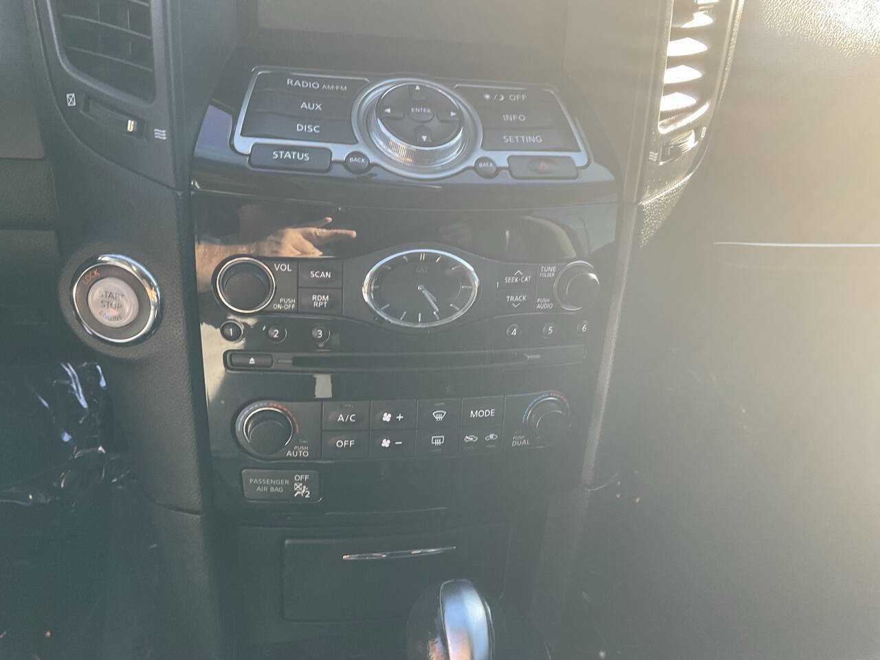 Used 2016 INFINITI QX70 2WD image 18