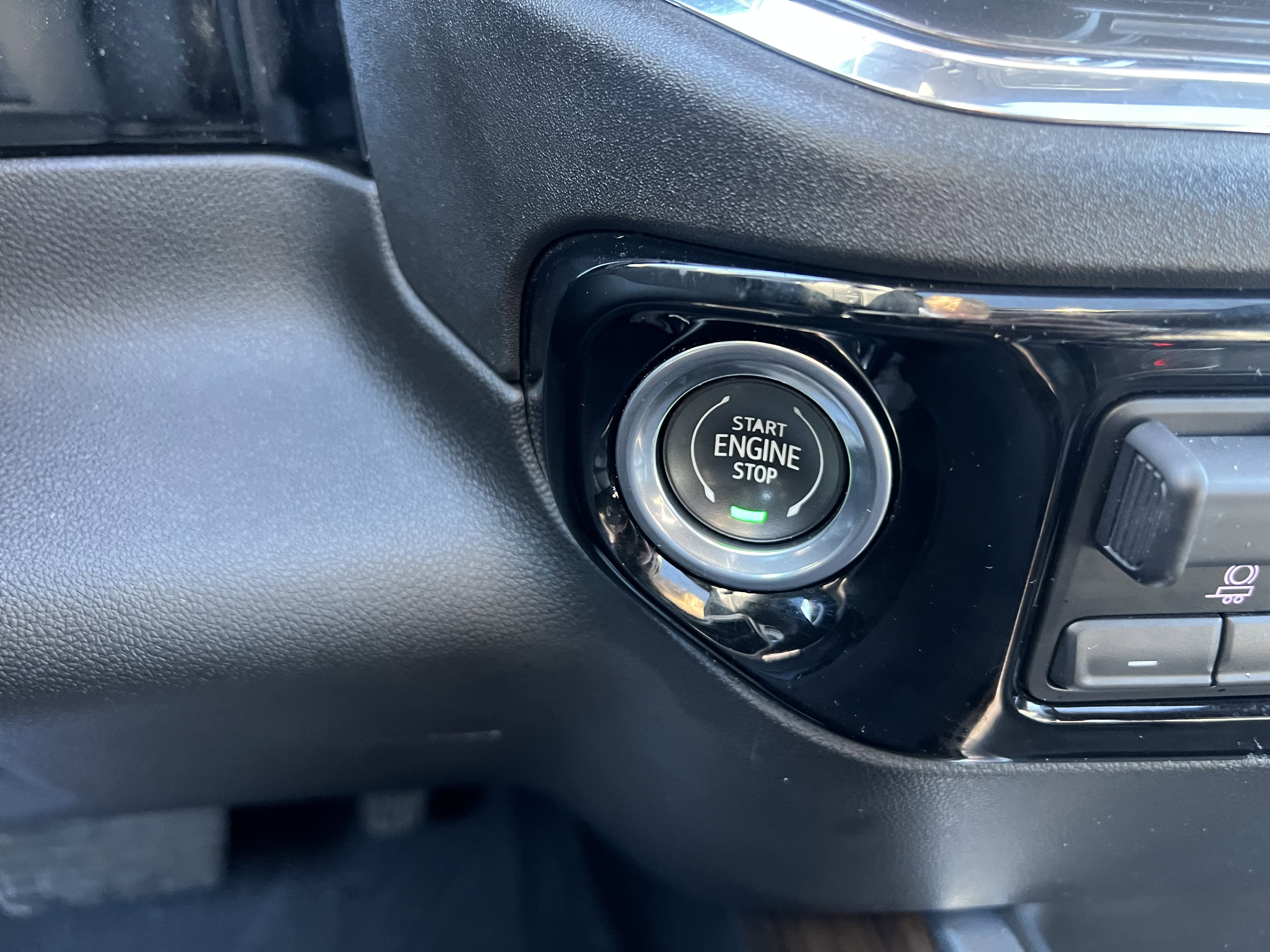 Certified 2023 Chevrolet Silverado 1500 High Country w/ High Country Premium Package image 25