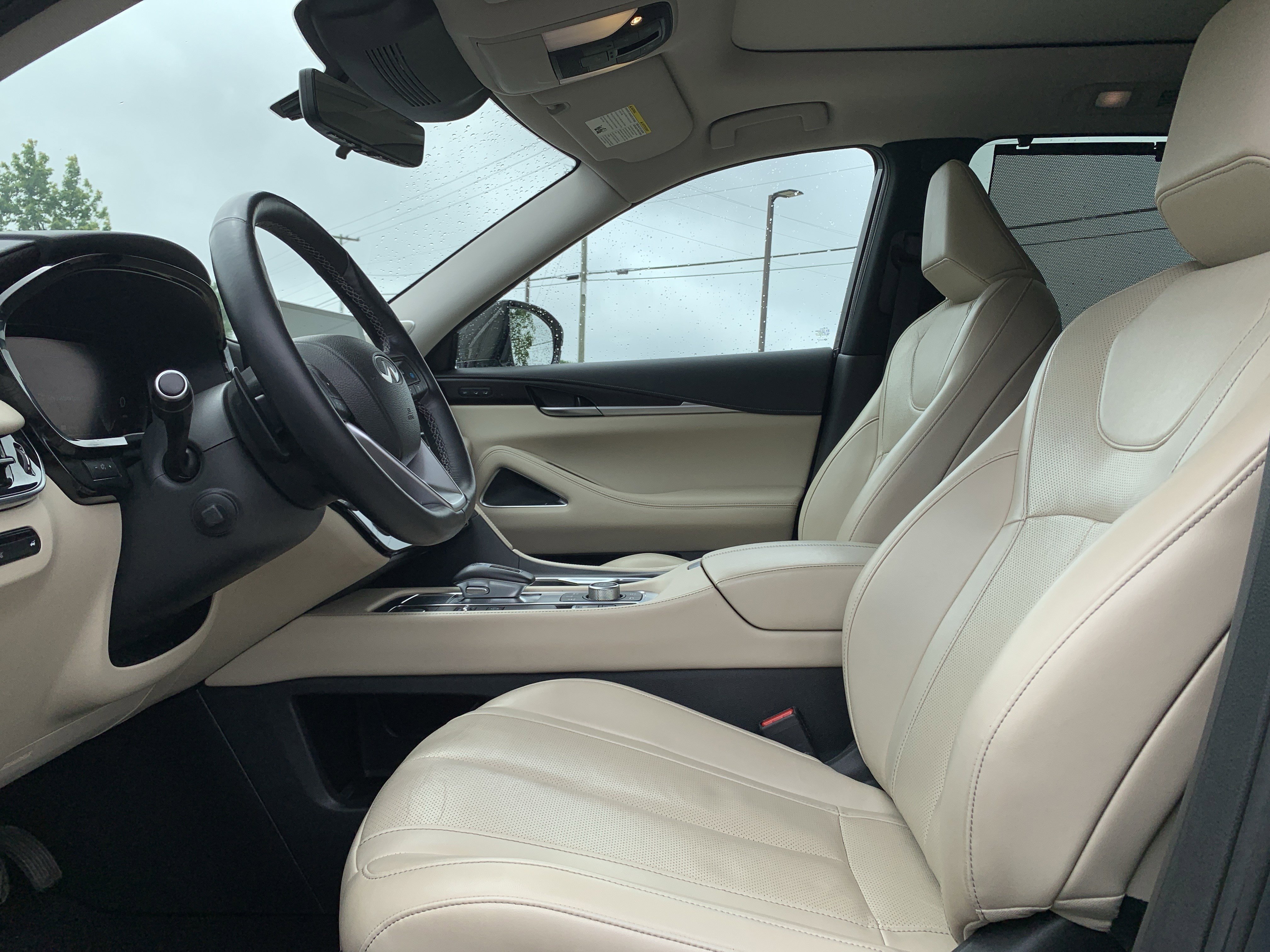 Used 2022 INFINITI QX60 Sensory w/ Vision Package AWD/4WD image 16