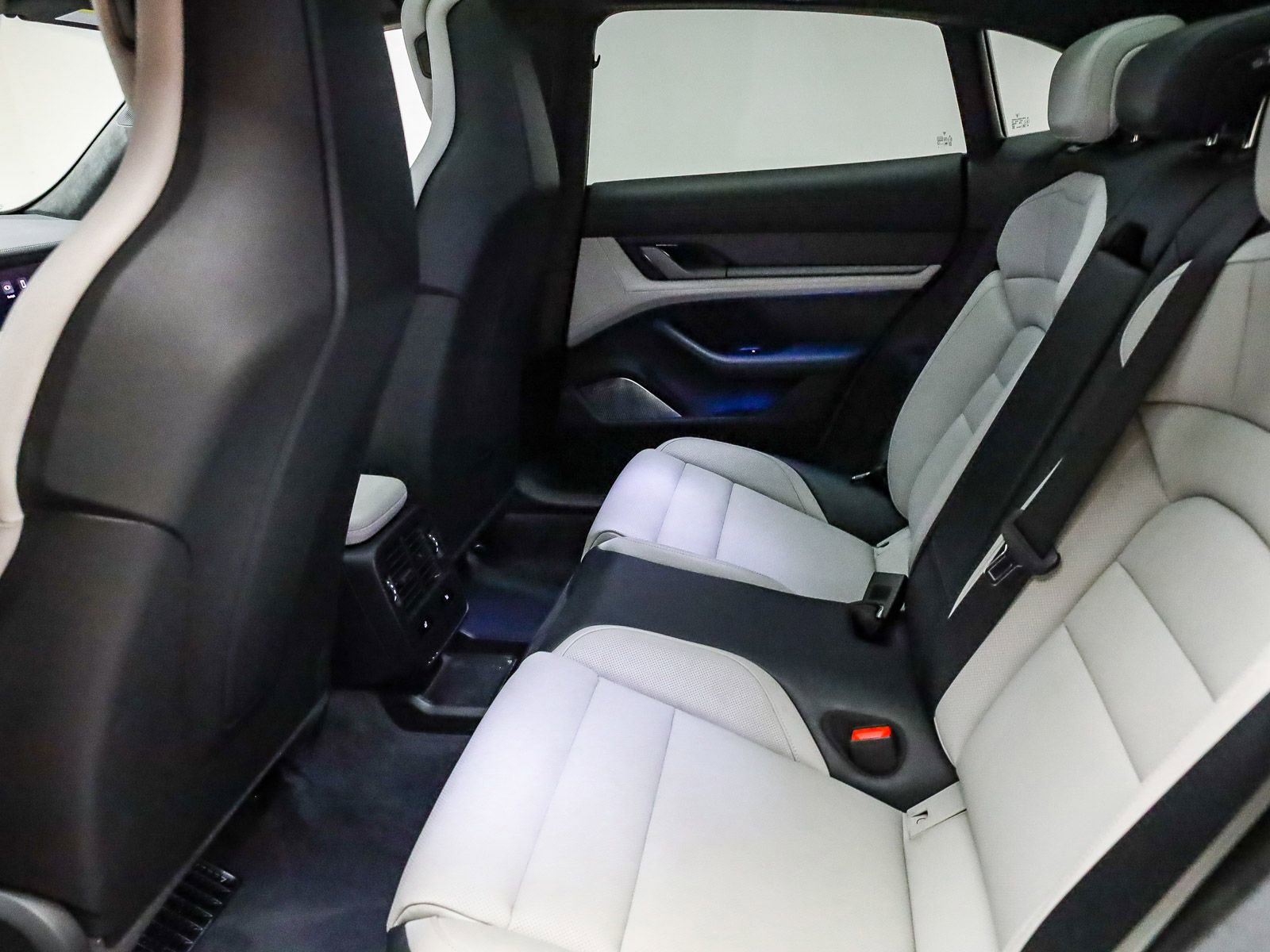 Certified 2023 Porsche Taycan Turbo S AWD/4WD image 21