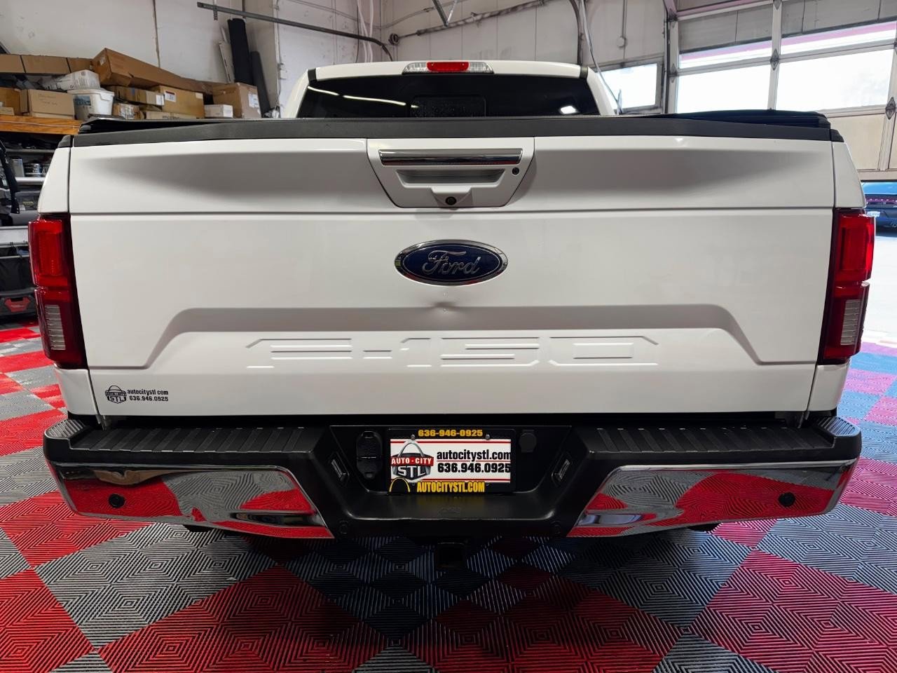 Used 2018 Ford F150 Lariat w/ Equipment Group 502A Luxury image 6