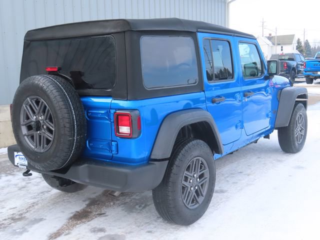 Used 2024 Jeep Wrangler Sport S image 4