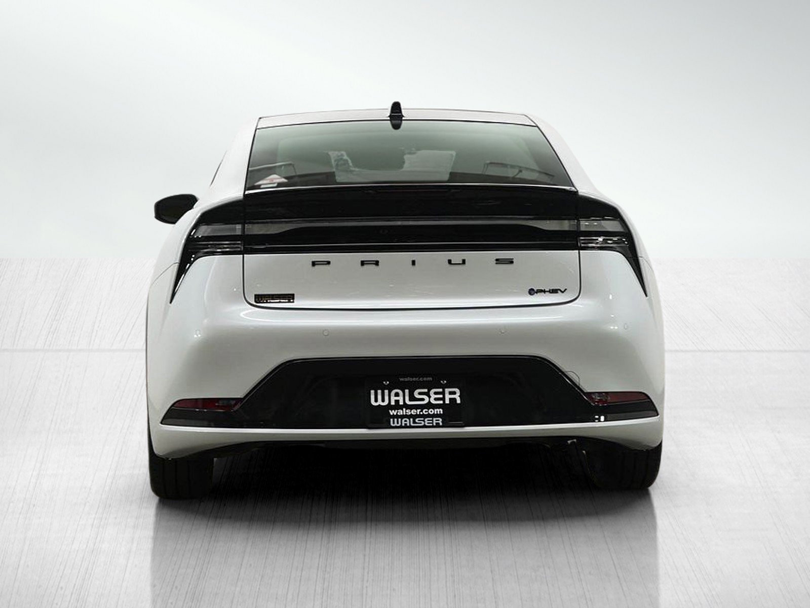 Used 2026 Toyota Prius Plug-In Hybrid image 6