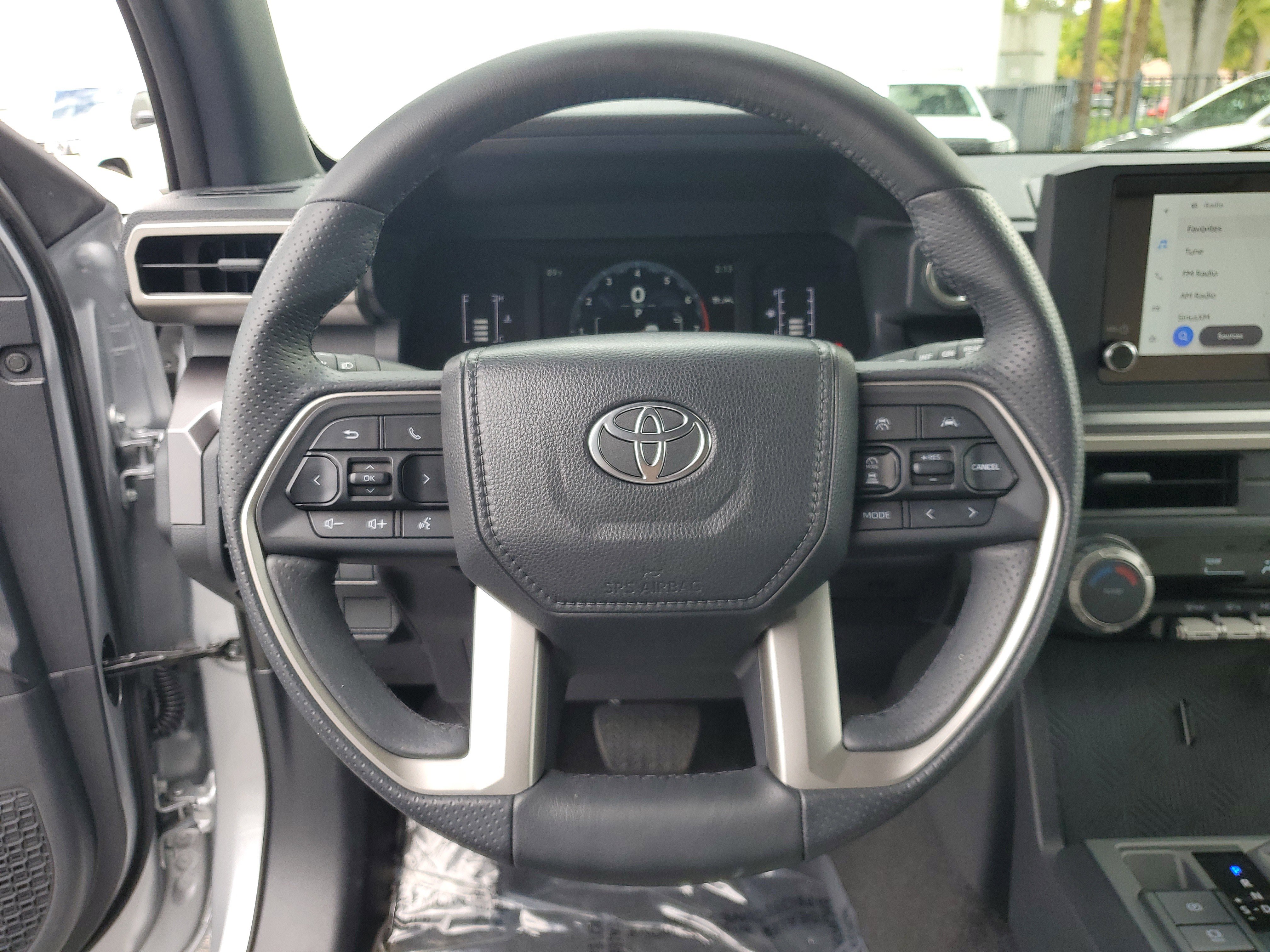Used 2025 Toyota 4Runner SR5 image 17