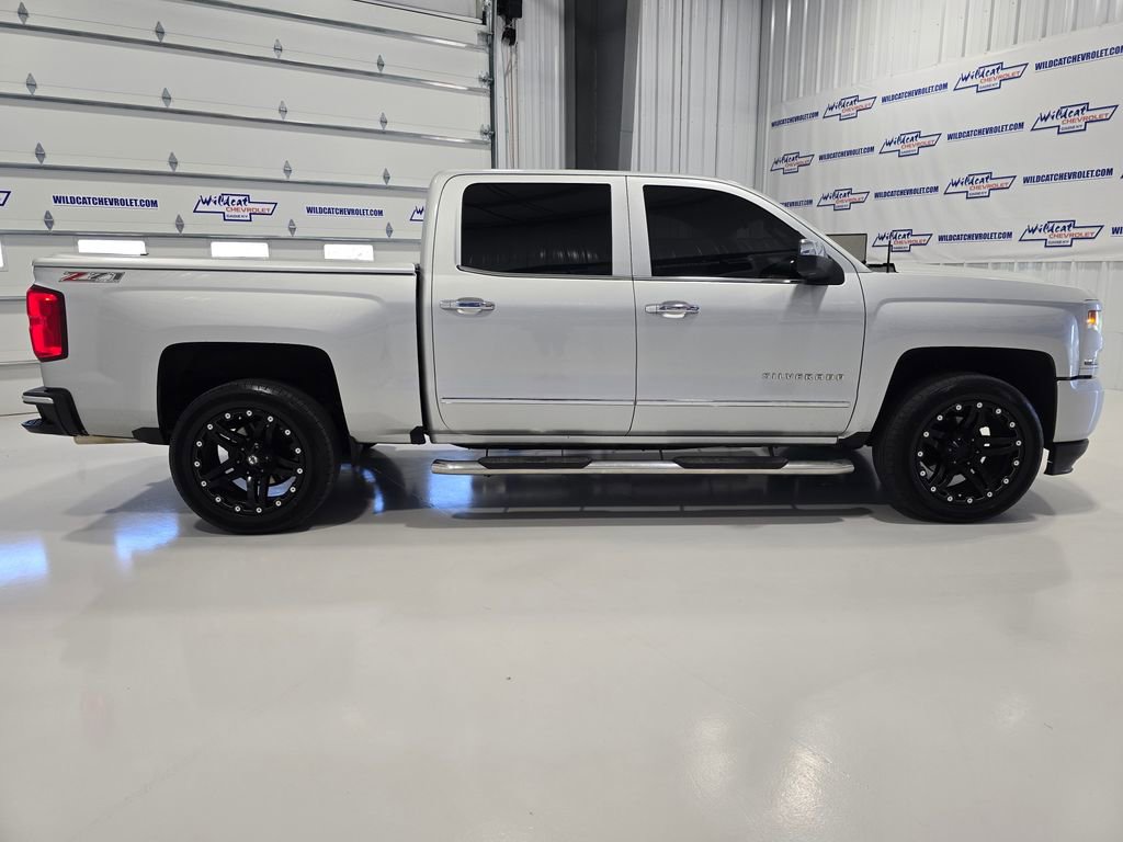 Used 2016 Chevrolet Silverado 1500 LTZ Z71 w/ LTZ Plus Package image 12