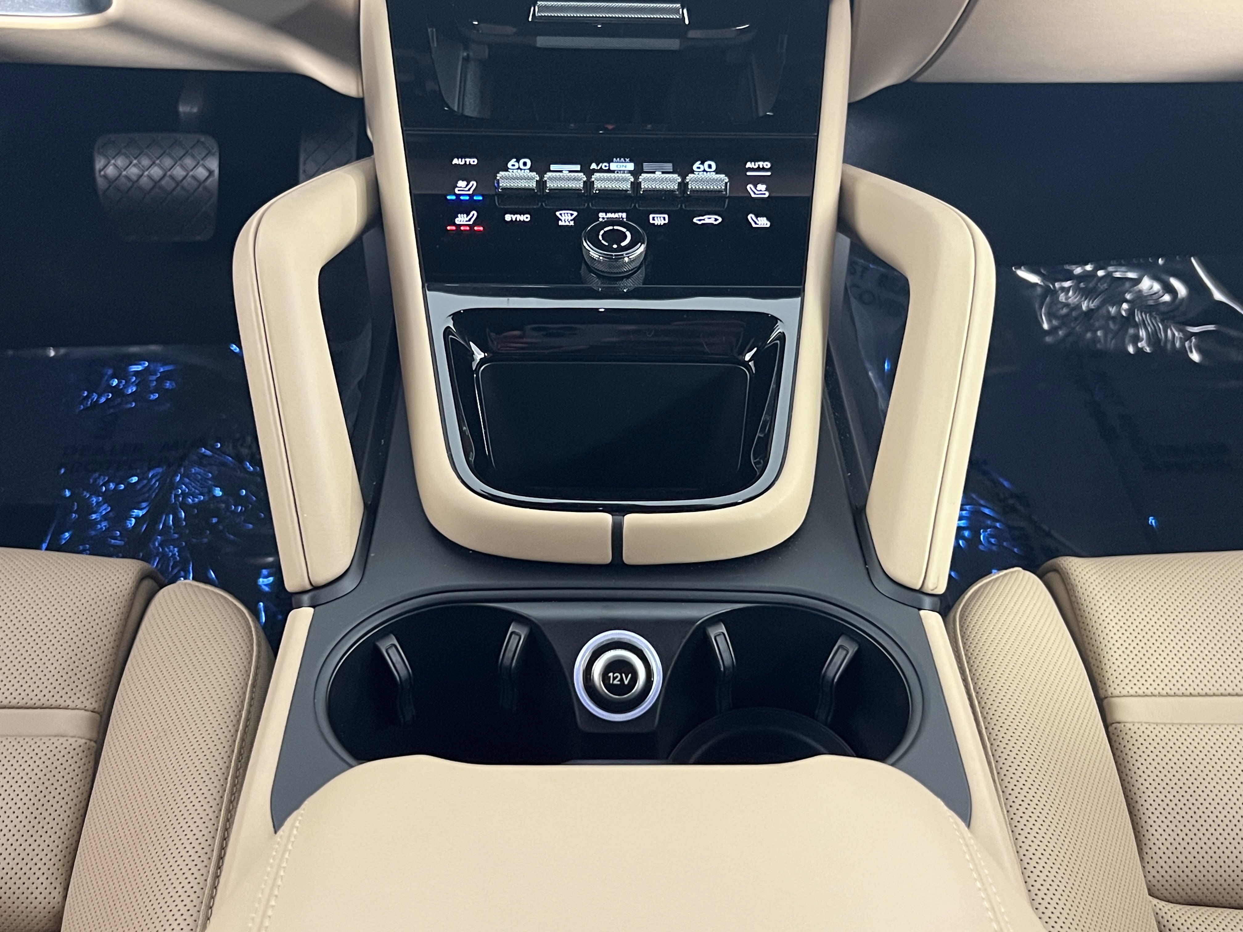 Certified 2026 Porsche Cayenne E-Hybrid AWD/4WD image 20