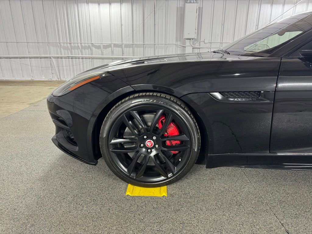 Used 2020 Jaguar F-TYPE R AWD/4WD image 15