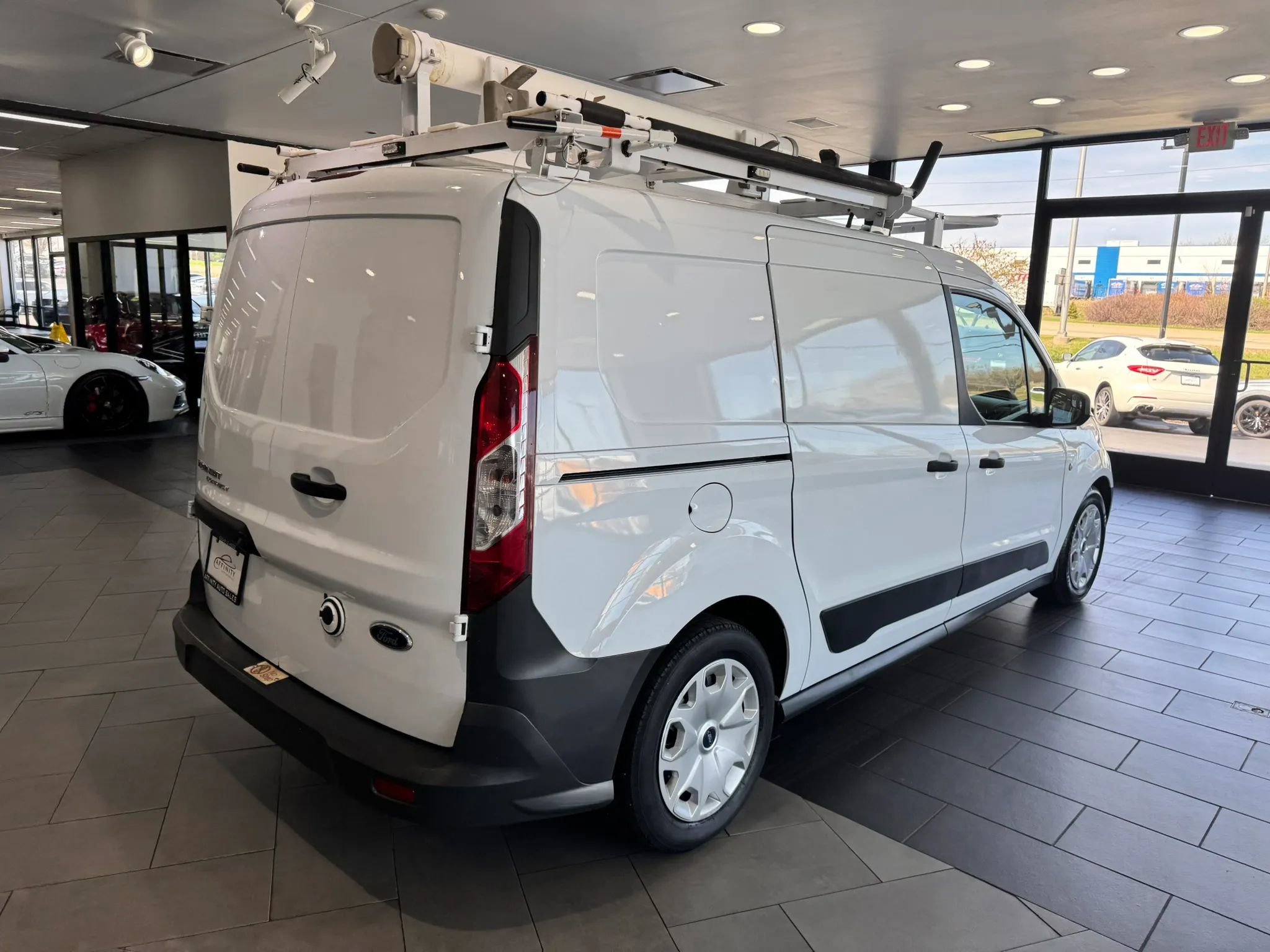 Used 2015 Ford Transit Connect XL FWD image 6