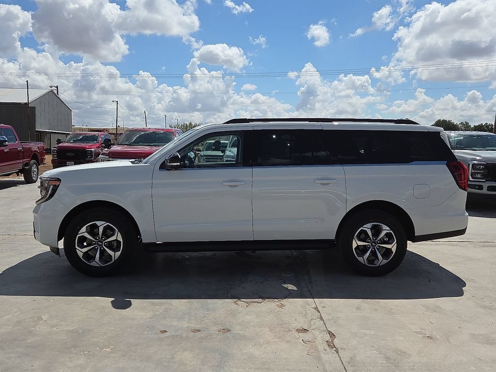 New 2027 Ford Expedition Max Active RWD image 2