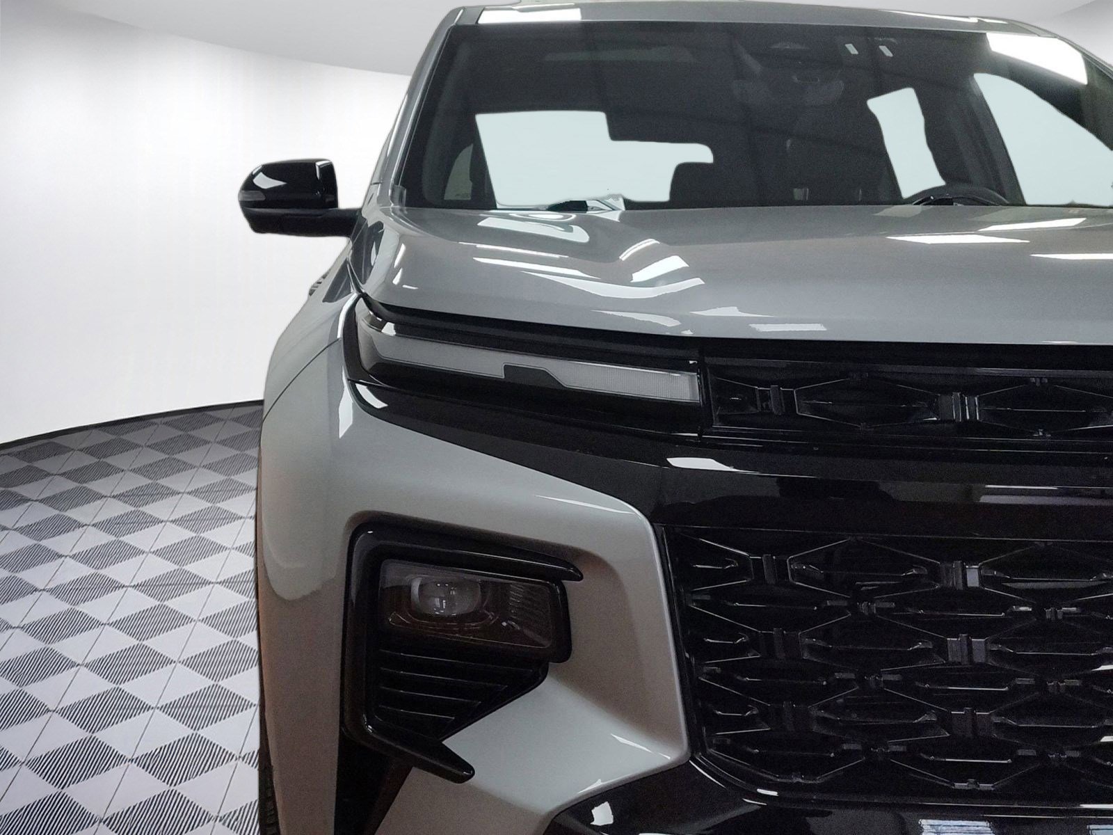 Used 2024 Chevrolet Traverse RS image 8