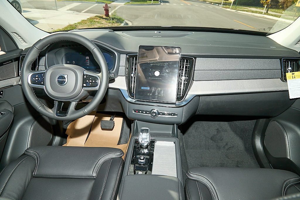 New 2026 Volvo XC90 B5 Ultra w/ Protection Package AWD/4WD image 27